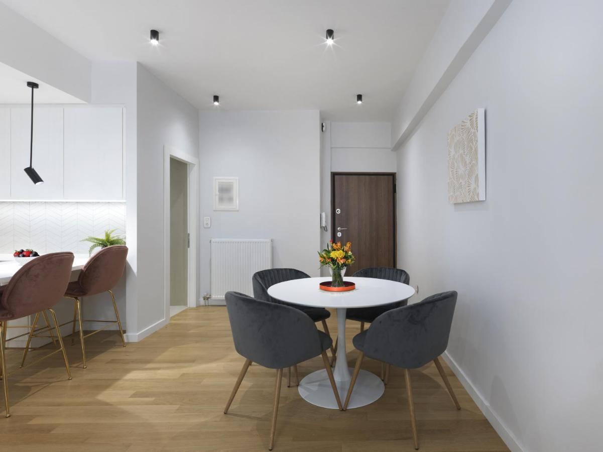 Fresh, New & Ready For You! Rnvtd Apt In Koukaki! Atene Esterno foto
