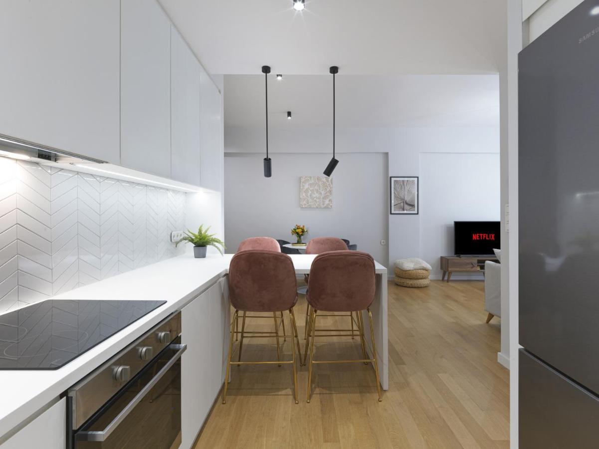 Fresh, New & Ready For You! Rnvtd Apt In Koukaki! Atene Esterno foto